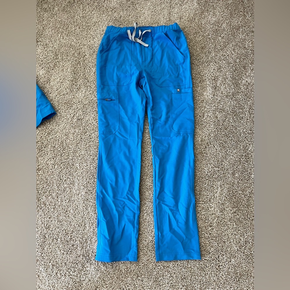 Figs scrub bottom / size XS tall
